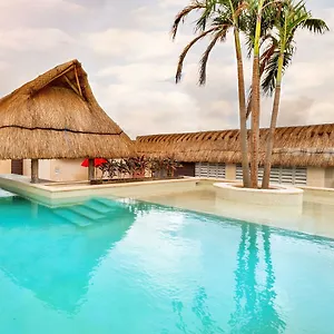 Apartahotel Azul By Guruhotel